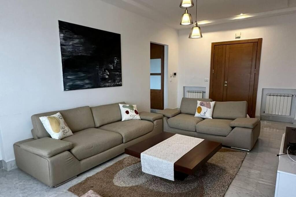 Un Tres Beau Studio Luxueux Ар'яна Екстер'єр фото